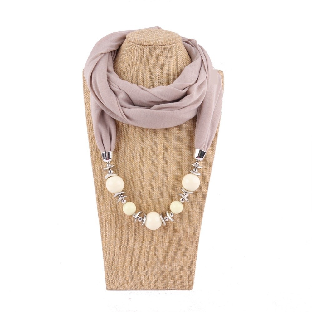 Infinity Scarf Knit - وشاح شيفون جديد مزين بالخرز بلون