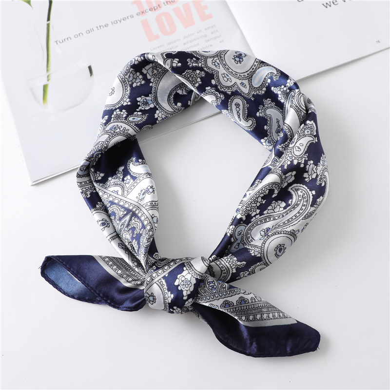 Head Wrap Turban - وشاح حريري فاخر مربع الشكل بطول