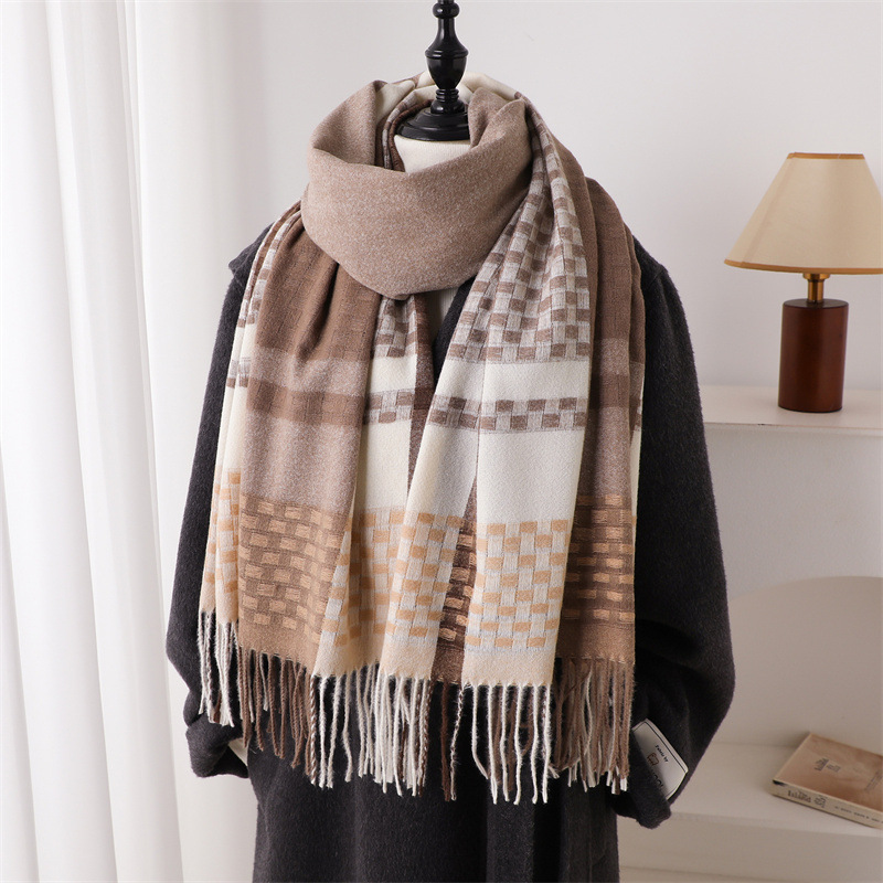 وشاح نسائي فاخر من الكشمير بنق - مراجعة Woven Scarf Blanket وسعره