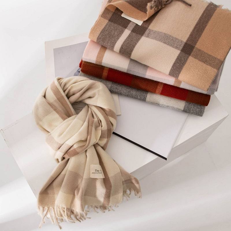وشاح رقبة سميك بلون متفاوت للا - مراجعة Infinity Scarf Knit وسعره